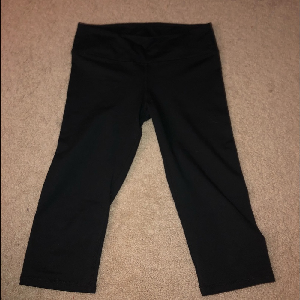 Super cropped fabletics legggings